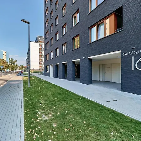 Exclusive Gwiazdzista With Free Garage By Renters Wrocław