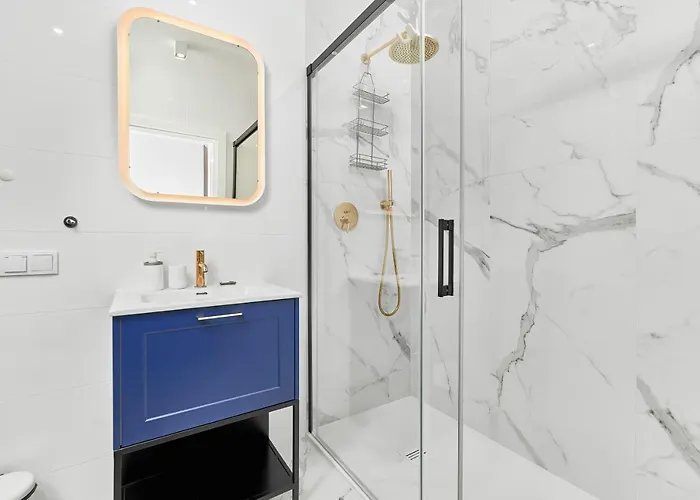 Exclusive Gwiazdzista With Free Garage By Renters Apartman Wrocław