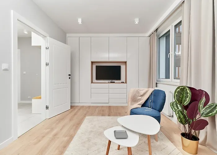 Exclusive Gwiazdzista With Free Garage By Renters דירה