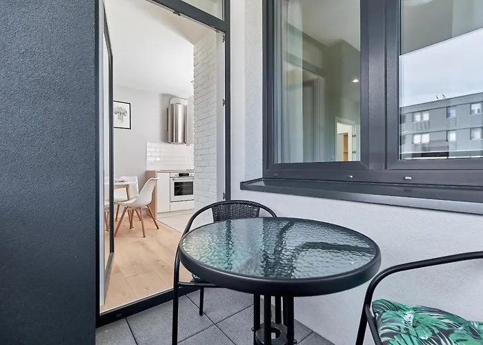 Exclusive Gwiazdzista With Free Garage By Renters Appartement